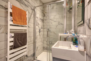 Shower Room- click for photo gallery